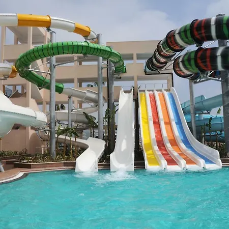 Gold City 1b1b With Free Aquapark Alanya